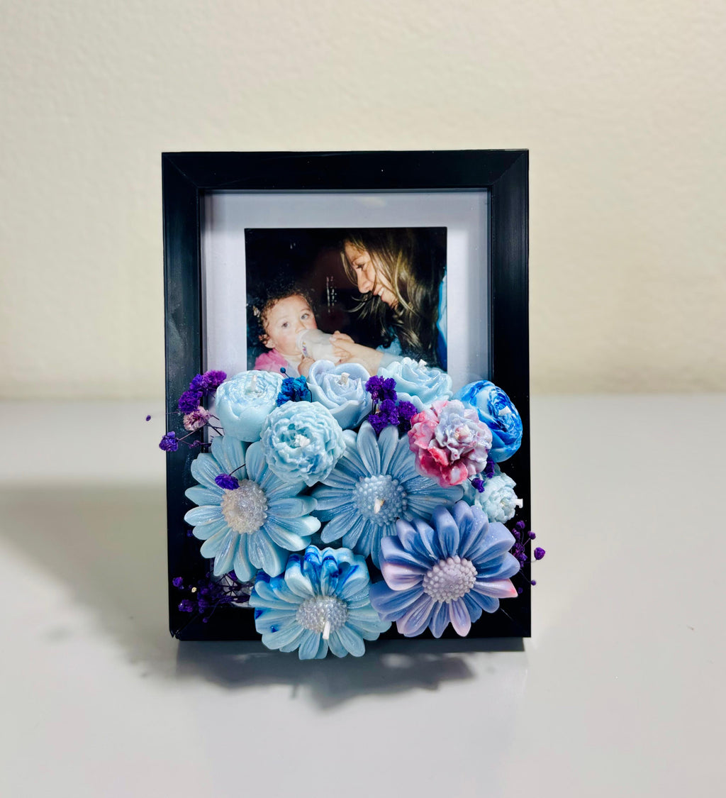 Marco de velas florales azul con foto personalizada